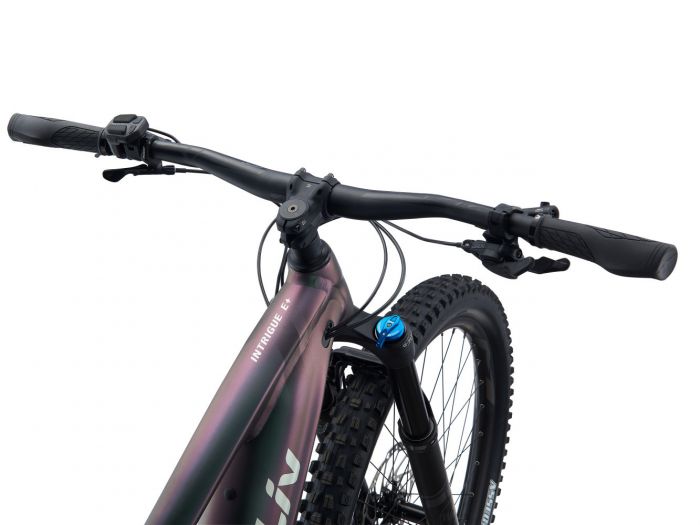 LIV INTRIGUE X E+ 2 2022