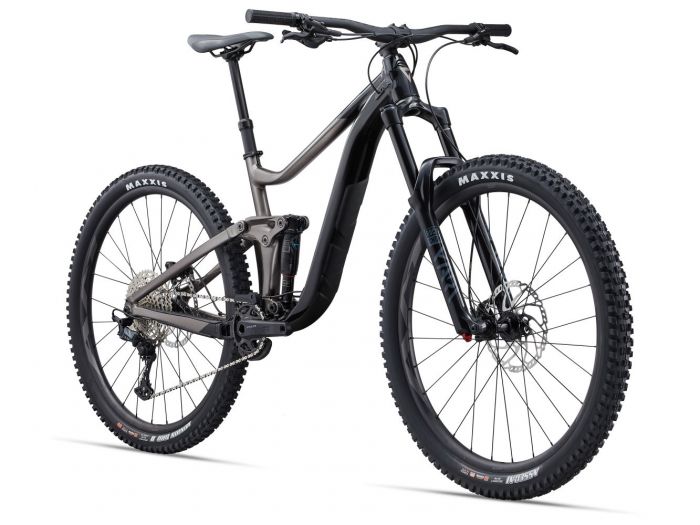 GIANT REIGN 2