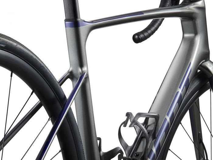 GIANT DEFY ADVANCED 1