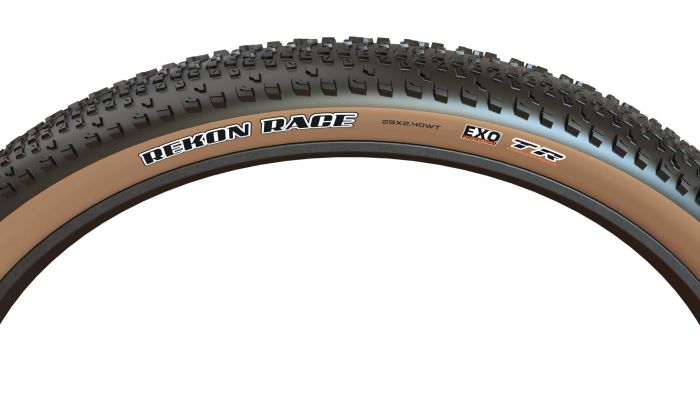 Maxxis REKON RACE 29x2.35 EXO/TR/TANWALL, 776g, hajtogathats barna oldalfallal