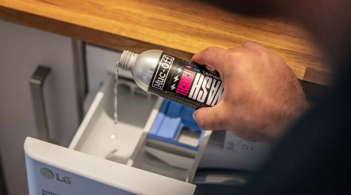 Muc-Off Technical Wash For Apparel 300ml - mosszer