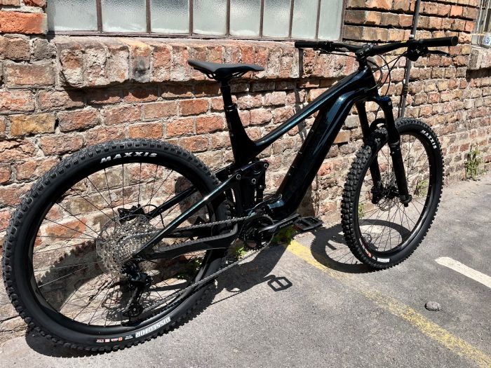 Giant TRANCE X ADVANCED E+ 2 2022 800Wh-s akumltorral