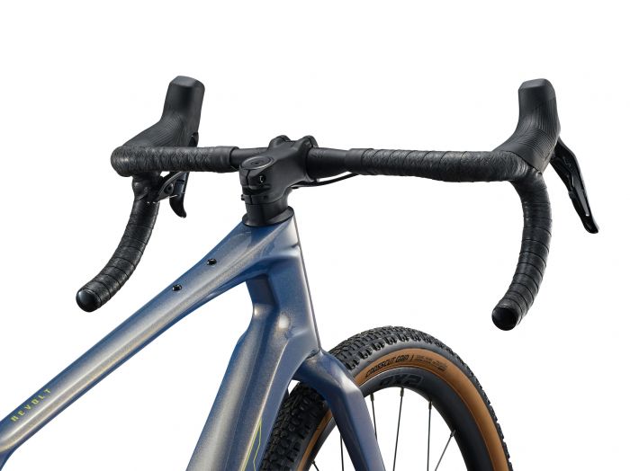 Giant Revolt Advanced 1 gravel ker�kp�r