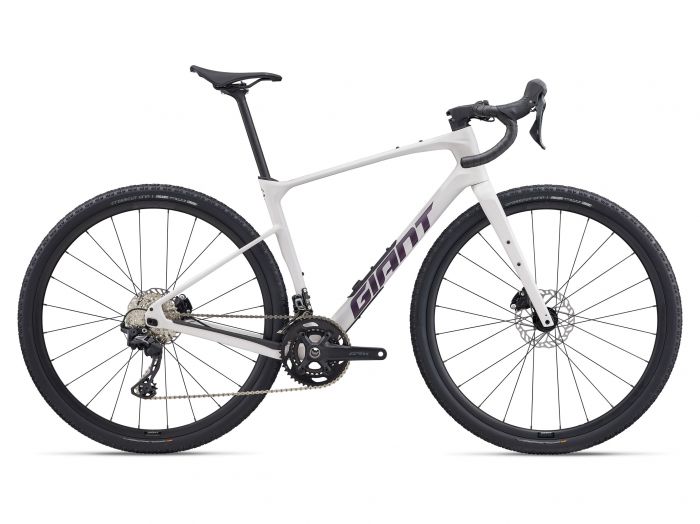 Giant Revolt Advanced 2 gravel ker�kp�r