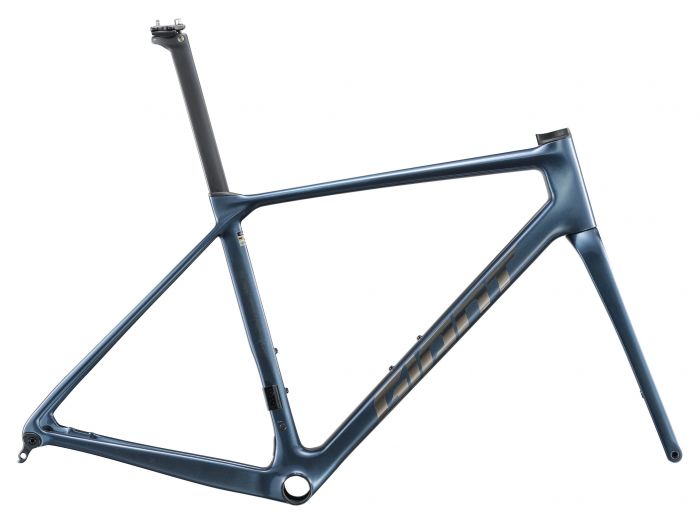 Giant TCR Advanced Pro v�zszett