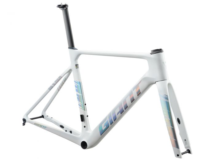 Giant Propel Advanced Pro v�zszett