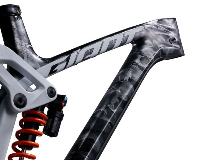 Giant Glory Advanced v�zszett