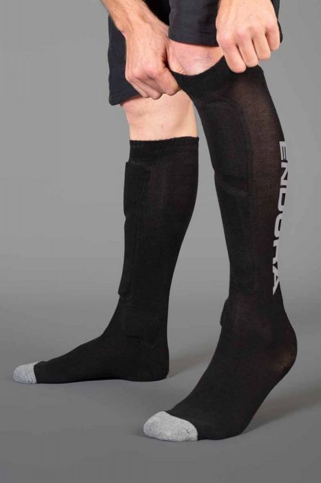 Endura SINGLETRACK SHIN GUARD SOCK lbszrvds zokni