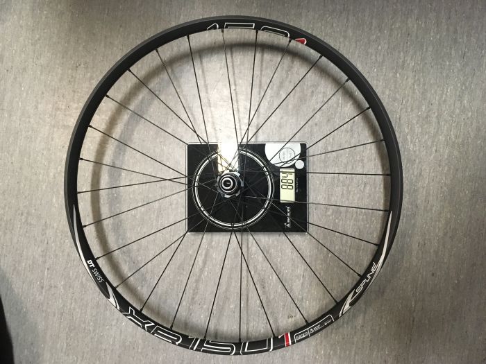 Giant P-TRX-1 12x142mm-es agy DT Swiss XR1501 felni